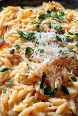 Cremige Orzo-Nudeln mit Knoblauch und Parmesan