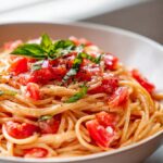 Cremige Tomaten Knoblauch Pasta: Schnell & unwiderstehlich