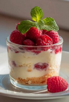 Käsekuchen im Glas mit Himbeeren – Schnell & Einfach genießen!
