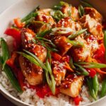 Spicy Honey Sriracha Chicken Rice Bowls – Ein Genuss!
